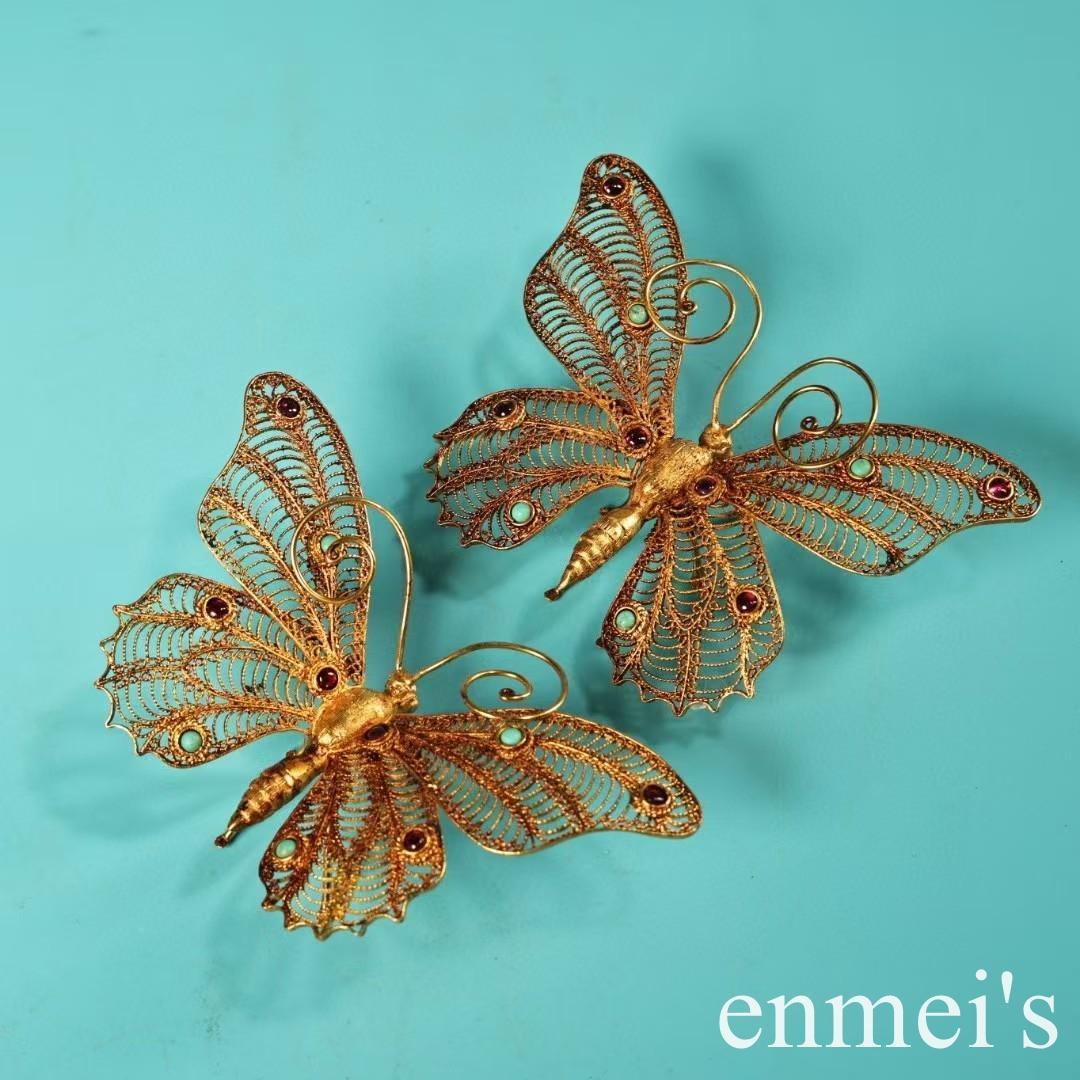 中国古美術・旧蔵掐絲工芸鎏金宝石を嵌め込んだ蝶・純銅制・茶道具・装飾品・案頭