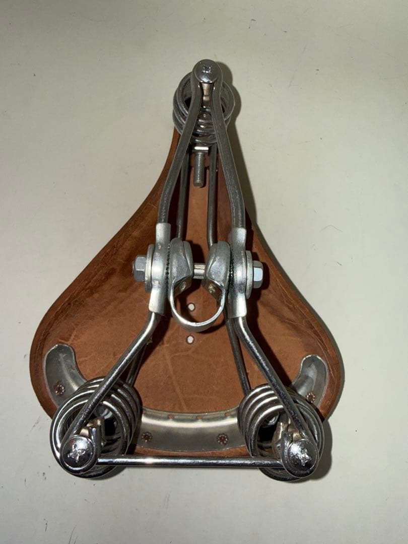 デッドストック　Lepper 本革サドル