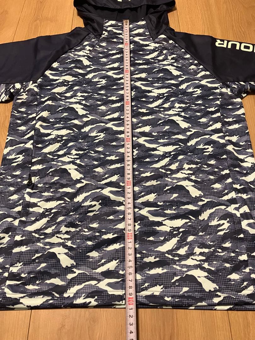 新品 未使用 MD アンダーアーマー コールドギア ストーム ウィンドブレーカー