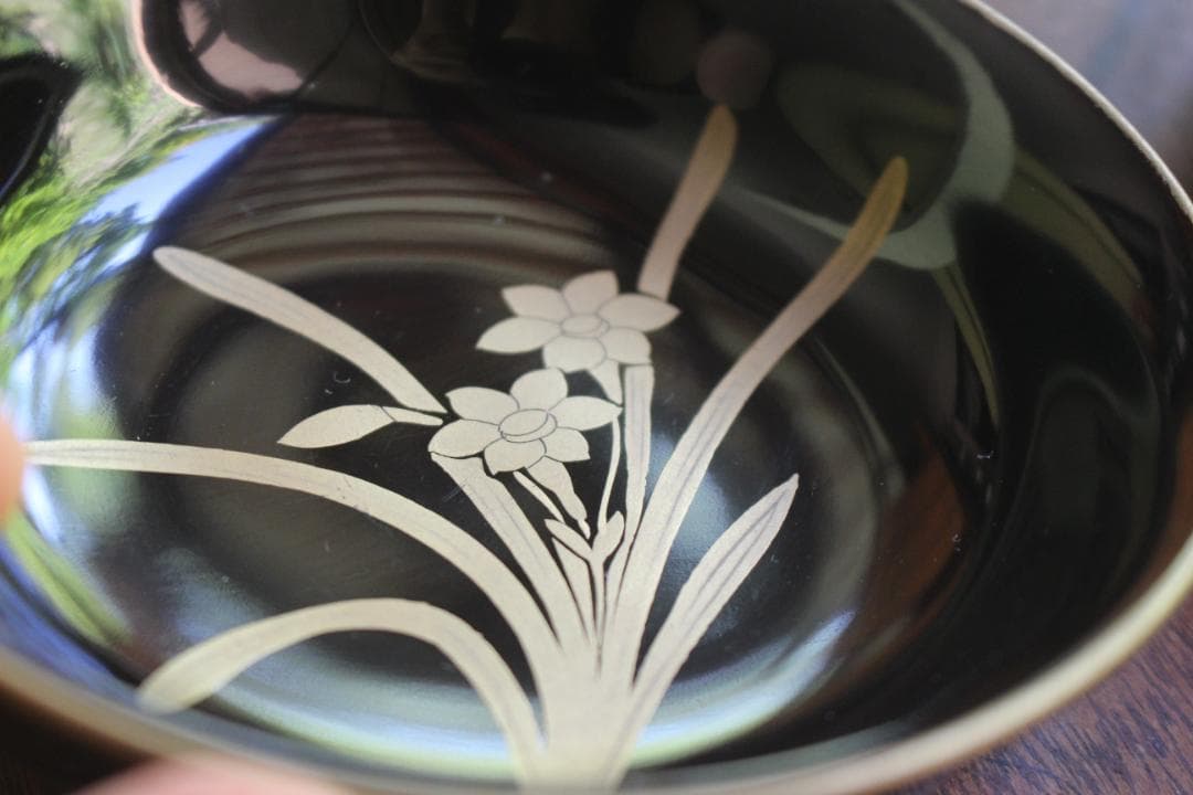 小傷有！時代金縁黒漆に優美な草花蒔絵の映える小皿7点（検輪島塗蒔絵皿菓子皿