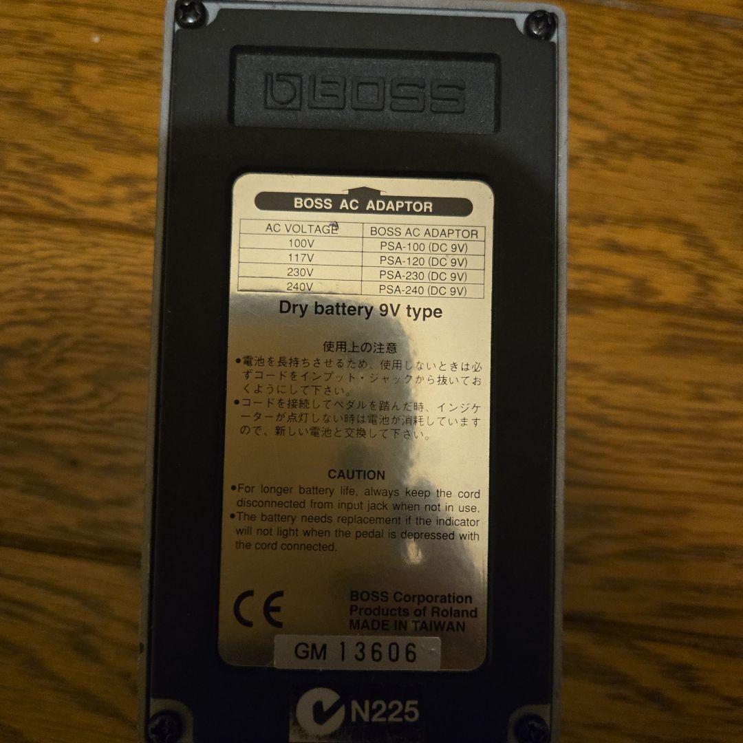 美品☆BOSS l Zone MT-2 ギターエフェクター