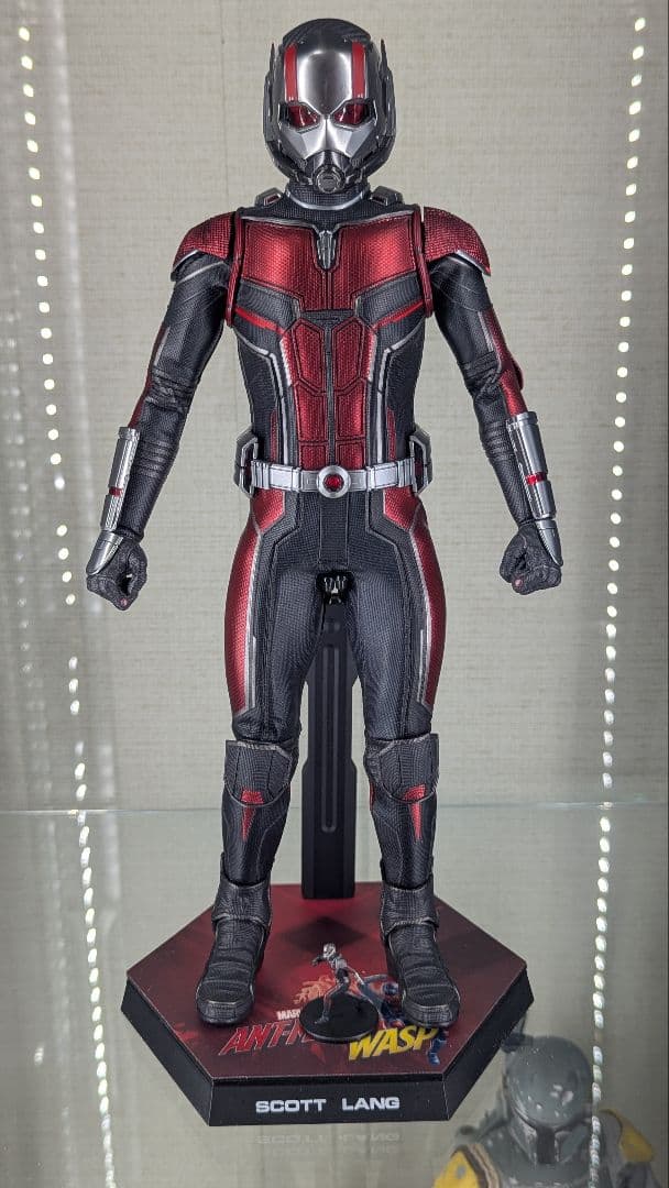 ホットトイズ　アントマン スコット・ラング 箱あり本体のみ