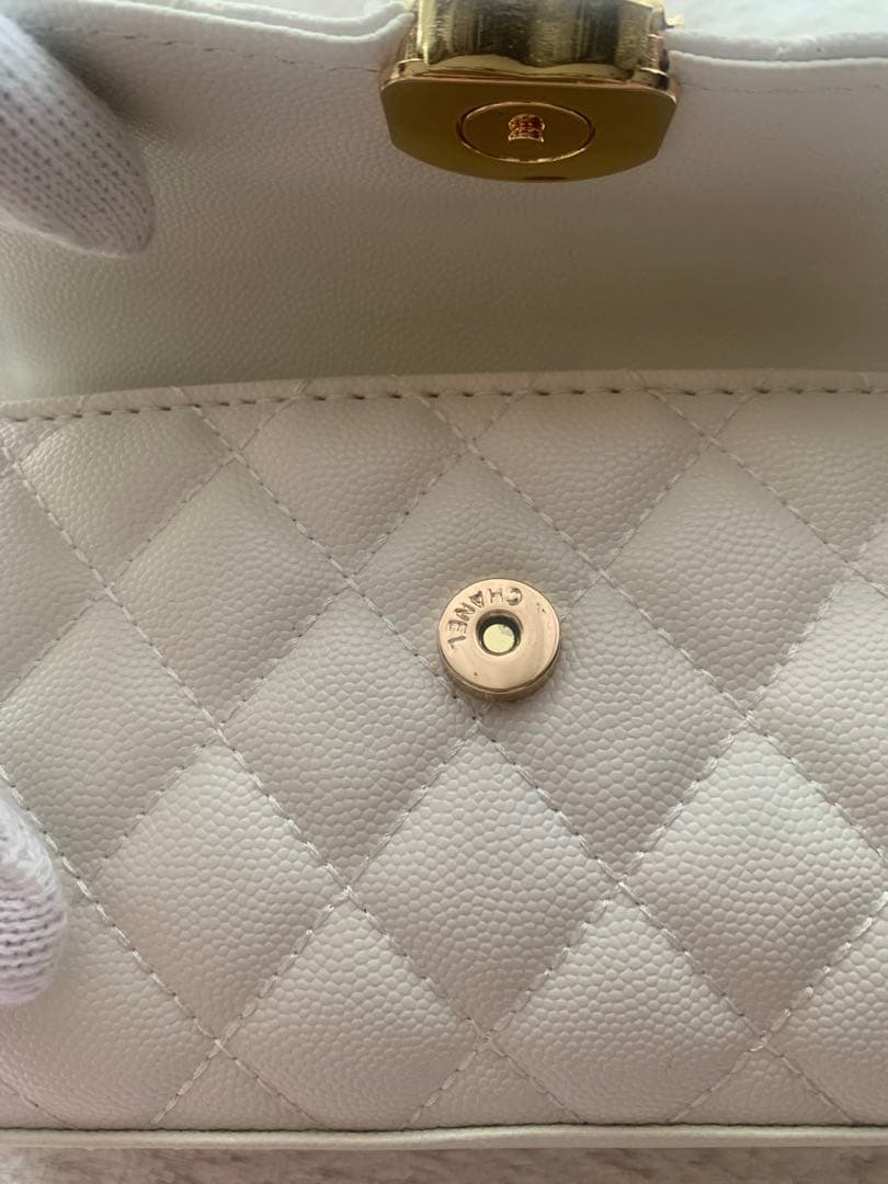 CHANELノベルティホワイトショルダー ★