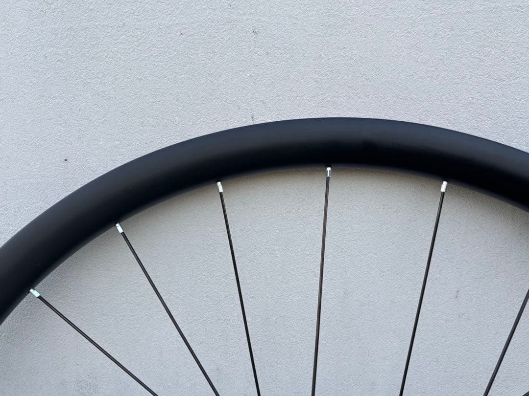 カーボンホイール　ディスク　 シンプル　SRAMハブ　軽量