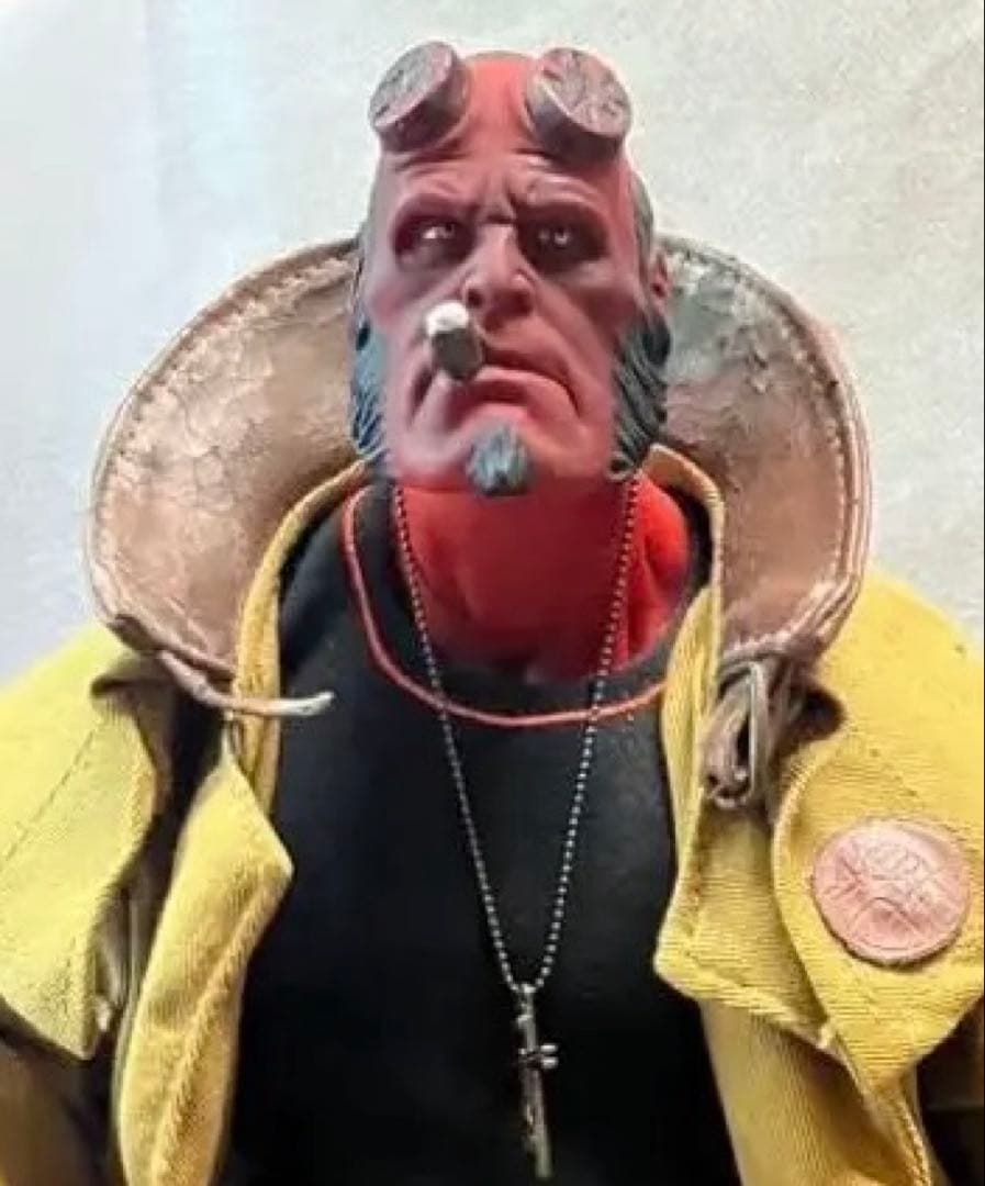 アメコミ　フィギュア　ヘルボーイ 45cm 関節可動