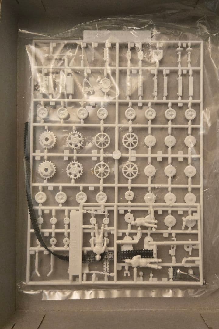 【レア★未組立★プラモデル】1/48 B-CLUB 狼の砲声 1&2 合計2箱