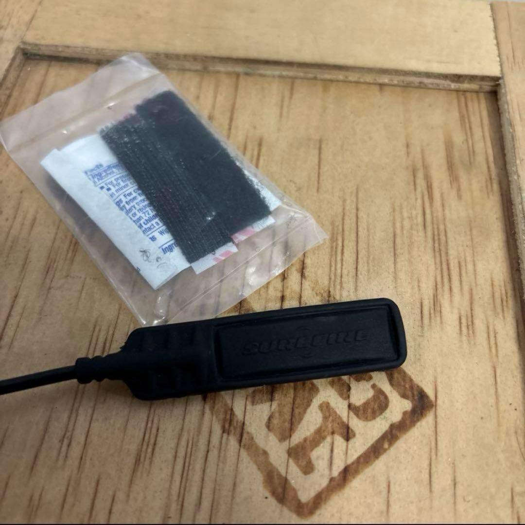 米軍実物　SUREFIRE M962 WEAPON LIGHT SYSTEM