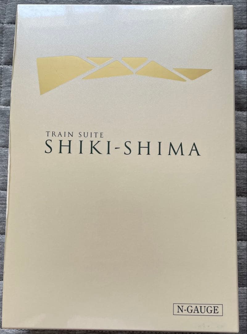 KATO E001系 「TRAIN SUITE 四季島」10両セット