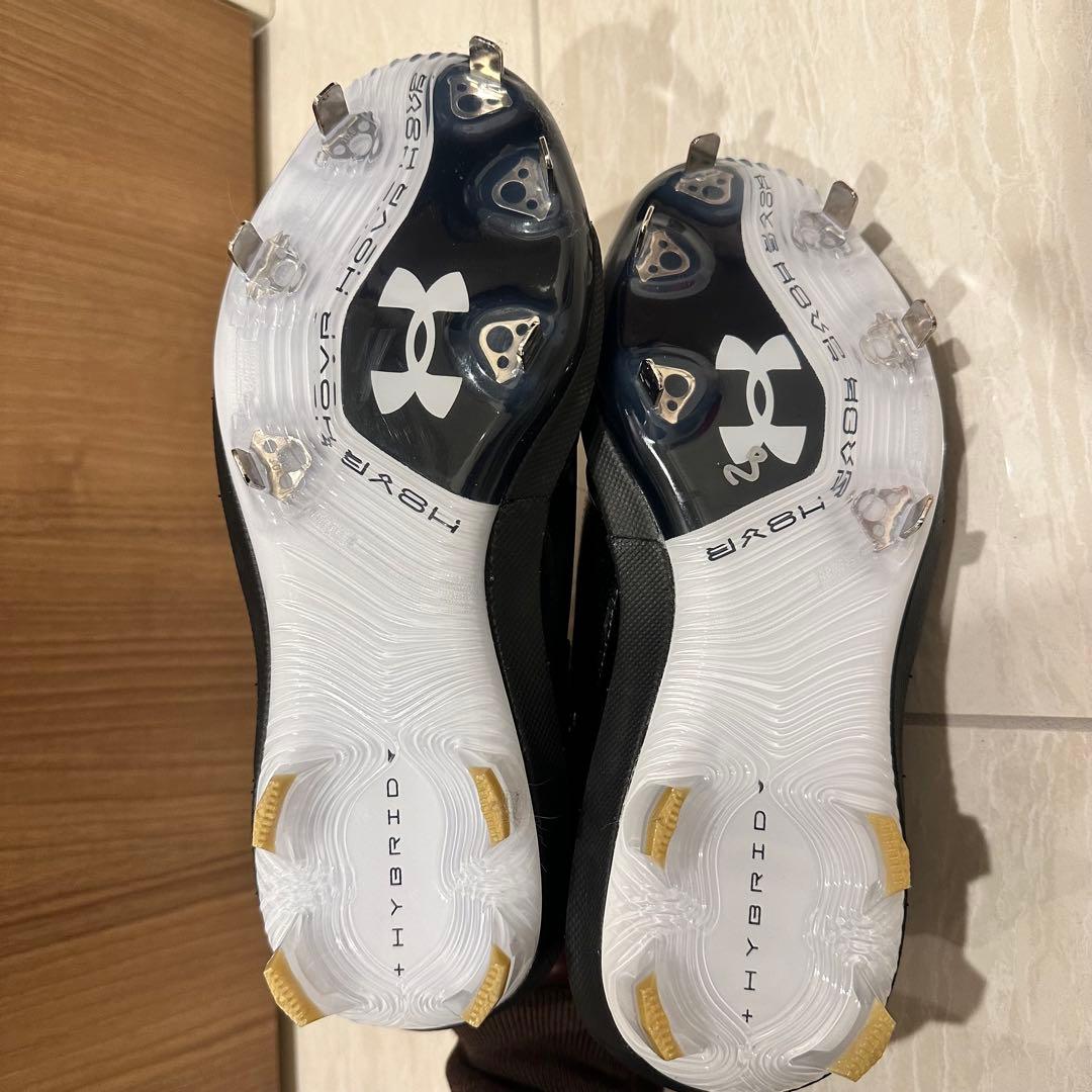 UNDER ARMOUR スパイク 24.5cm ブラック　ホワイト