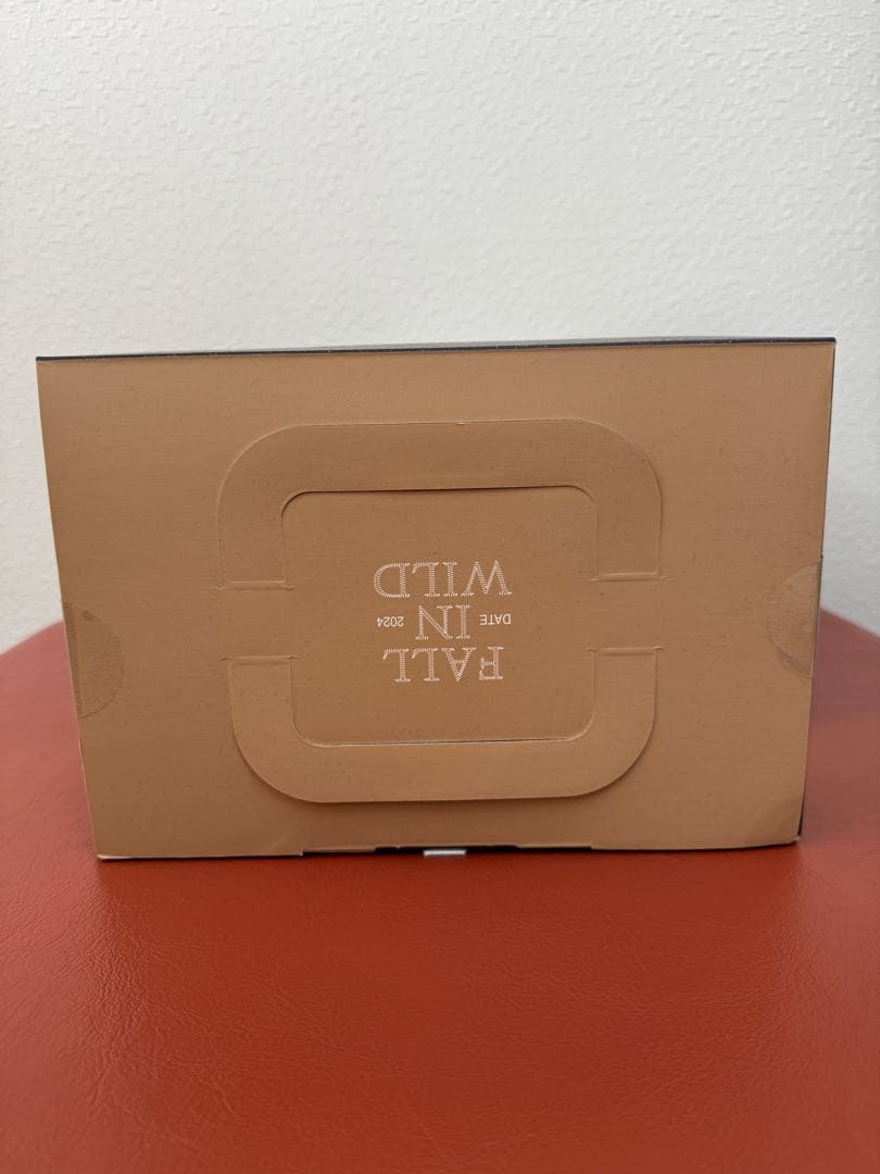 最終値下げ新品POP MART FALL IN WILD ショッパー付　ラブブ