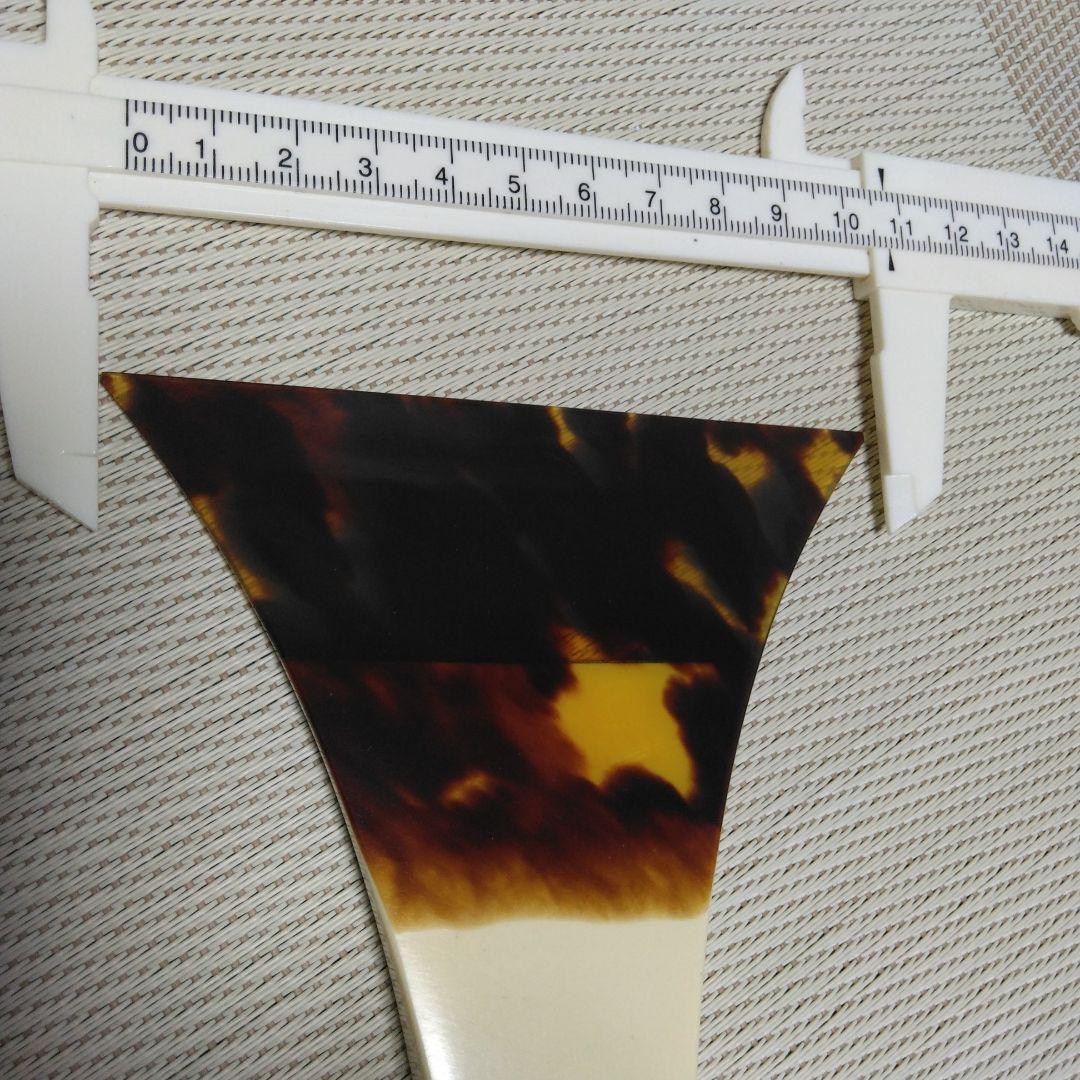 天然水　高山製　本鼈甲　一枚甲三味線バチ