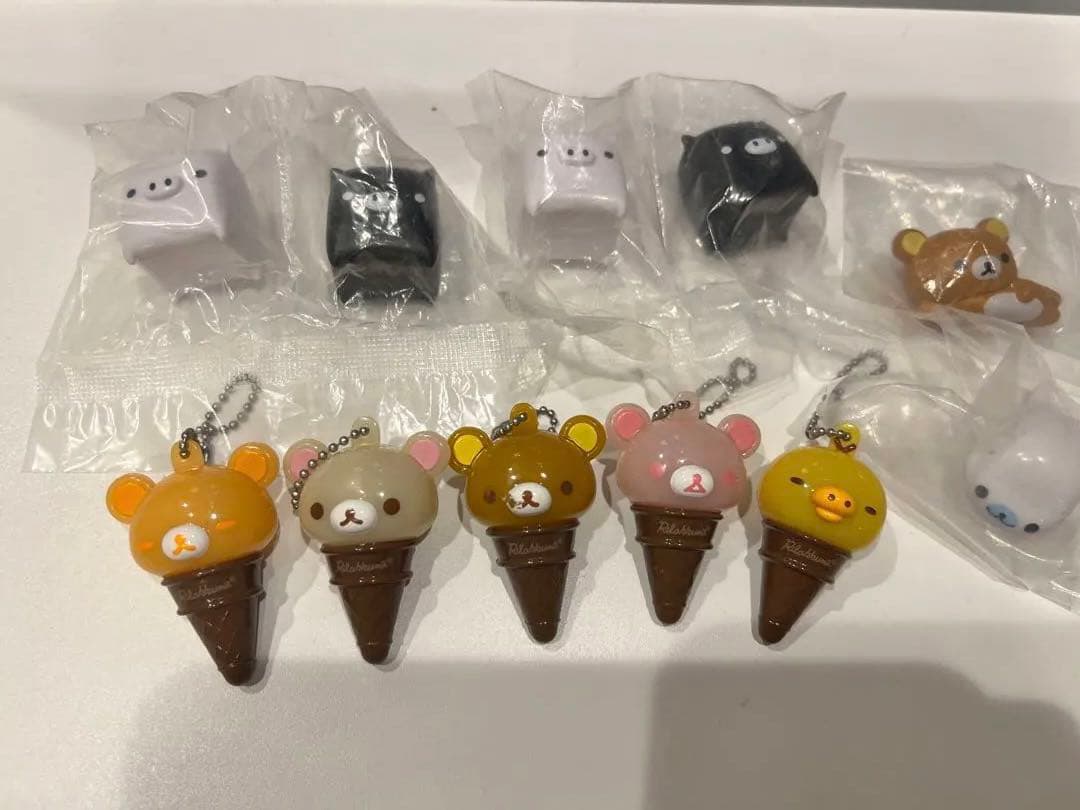リラックマ アイスクリームコーン型キーホルダー　など11個セット