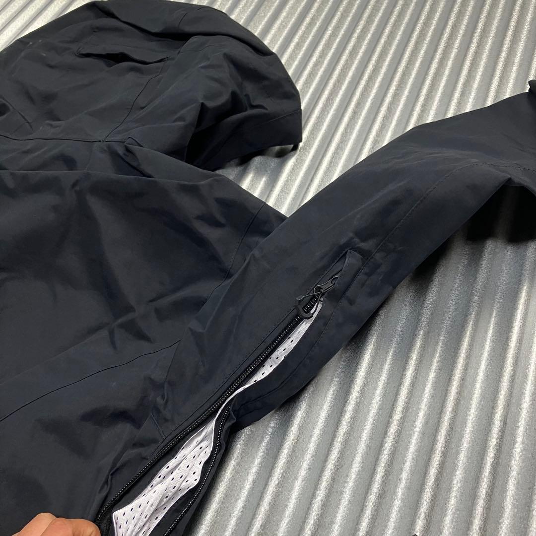 VOLCOM ヴォルコム　スノボウェア　アウター　ジャケット　ゴアテックス　xs