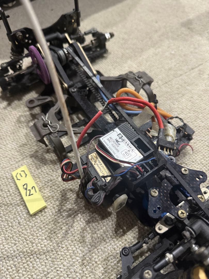 【1】旧車　シャーシ　当時物　ラジコン　車　カーボン