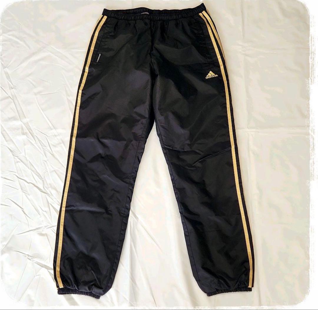 adidas ウインドブレーカー　上下 黒✖︎ゴールド