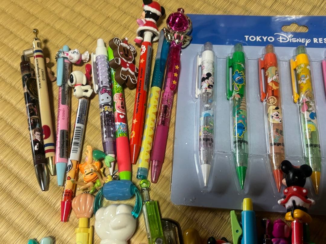 【ボールペン、シャーペン】まとめ売り　大量！キャラクターもの　ディズニー　USJ