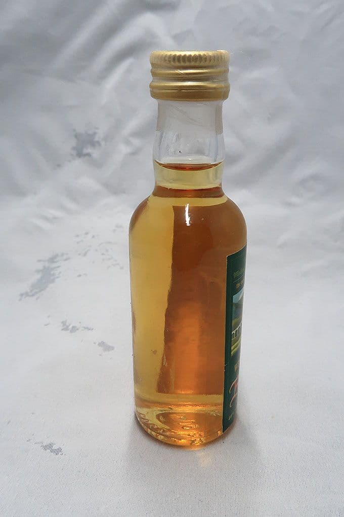 ベンネヴィス ブレンデッドウィスキー ミニチュアボトル２種