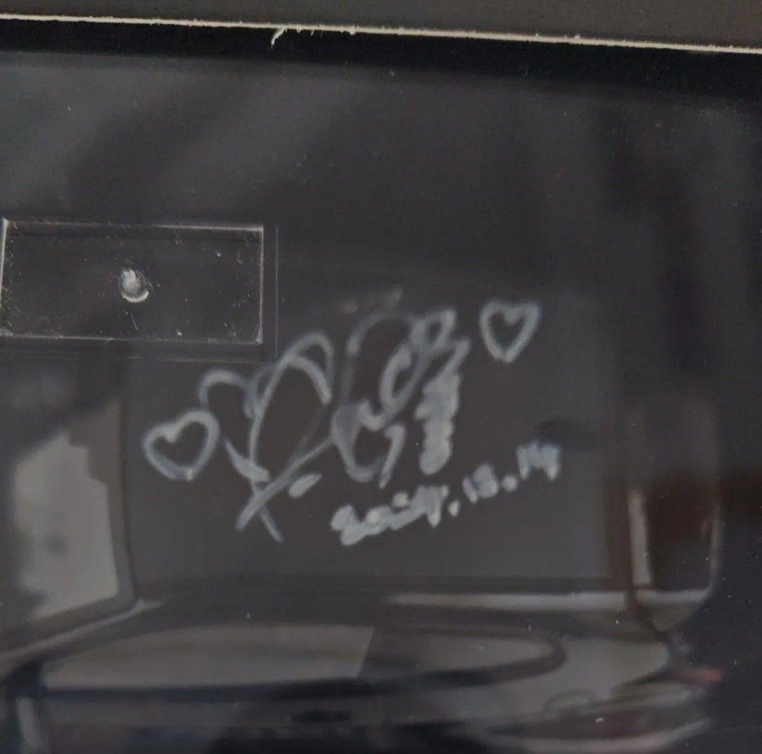 【訳あり】トヨタGRヤリス30/1スケールダイキャストミニカー荏崎ろあサイン入り