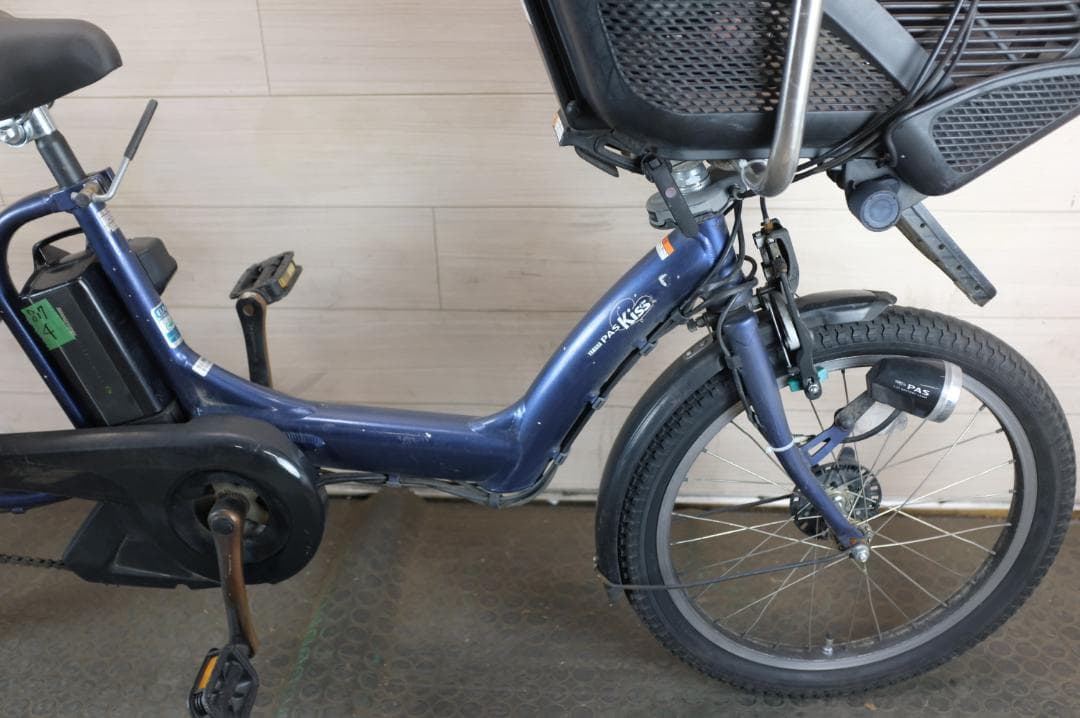 M*j様 電動自転車ヤマハPAS　KISS　20インチ　3段　8.7Ah充電器あ