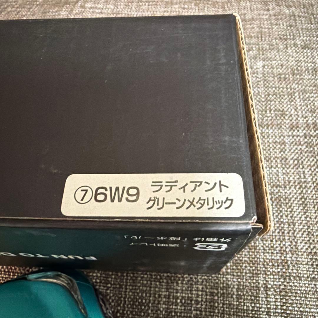 トヨタ　C-HRカラーサンプル