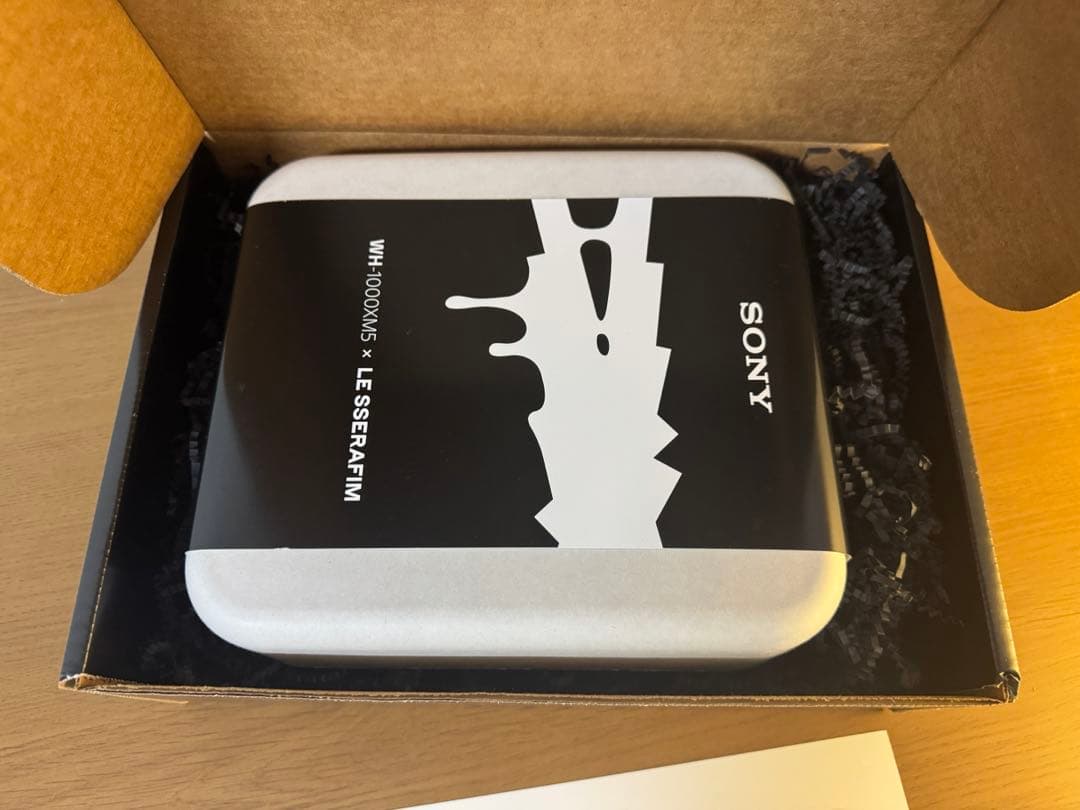 SONY WH-1000XM5×Le Sserafim ルセラフィム　ヘッドホン