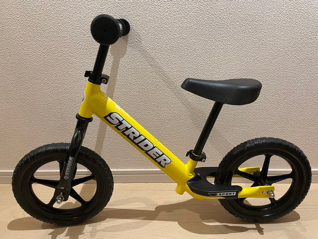 美品　12インチストライダー（STRIDER）⭐︎キャリーバッグ付き