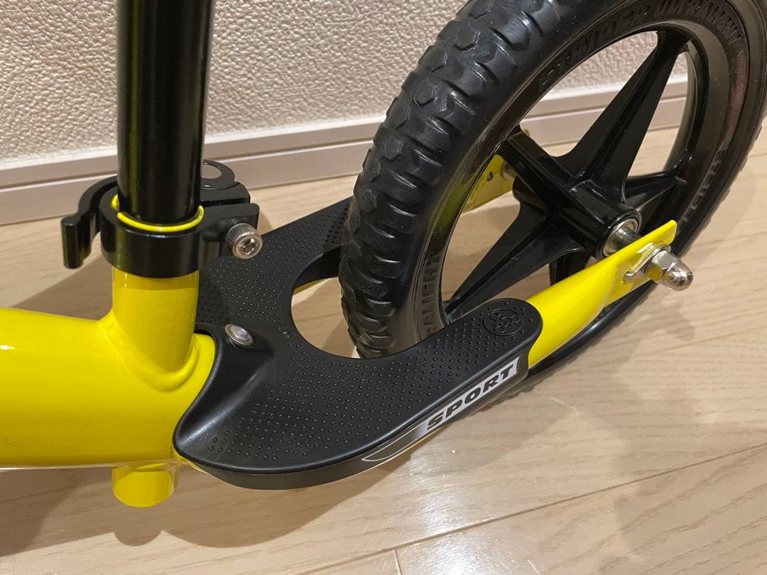 美品　12インチストライダー（STRIDER）⭐︎キャリーバッグ付き