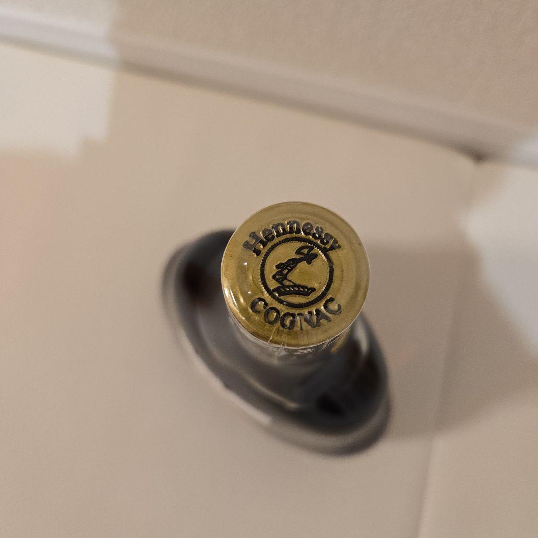 COGNAC Hennessy X.O 古酒　未開封