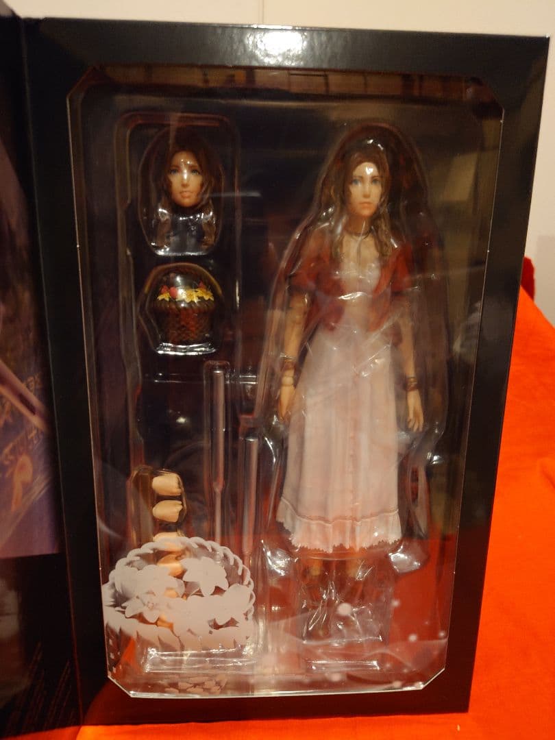 ファイナルファンタジーVII リバース　PLAYARTS改 エアリス