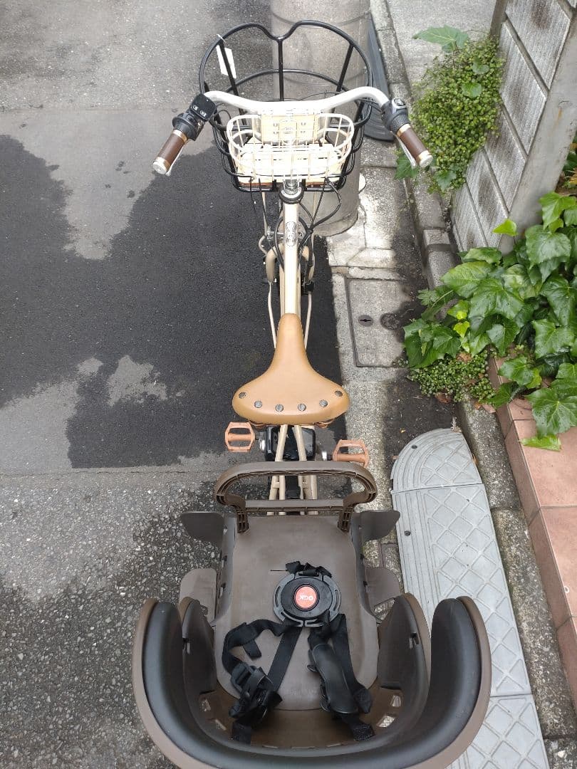 カスタム★配送可★直接引渡可【限定車イルミオILMIO】電動アシスト自転車コンビ