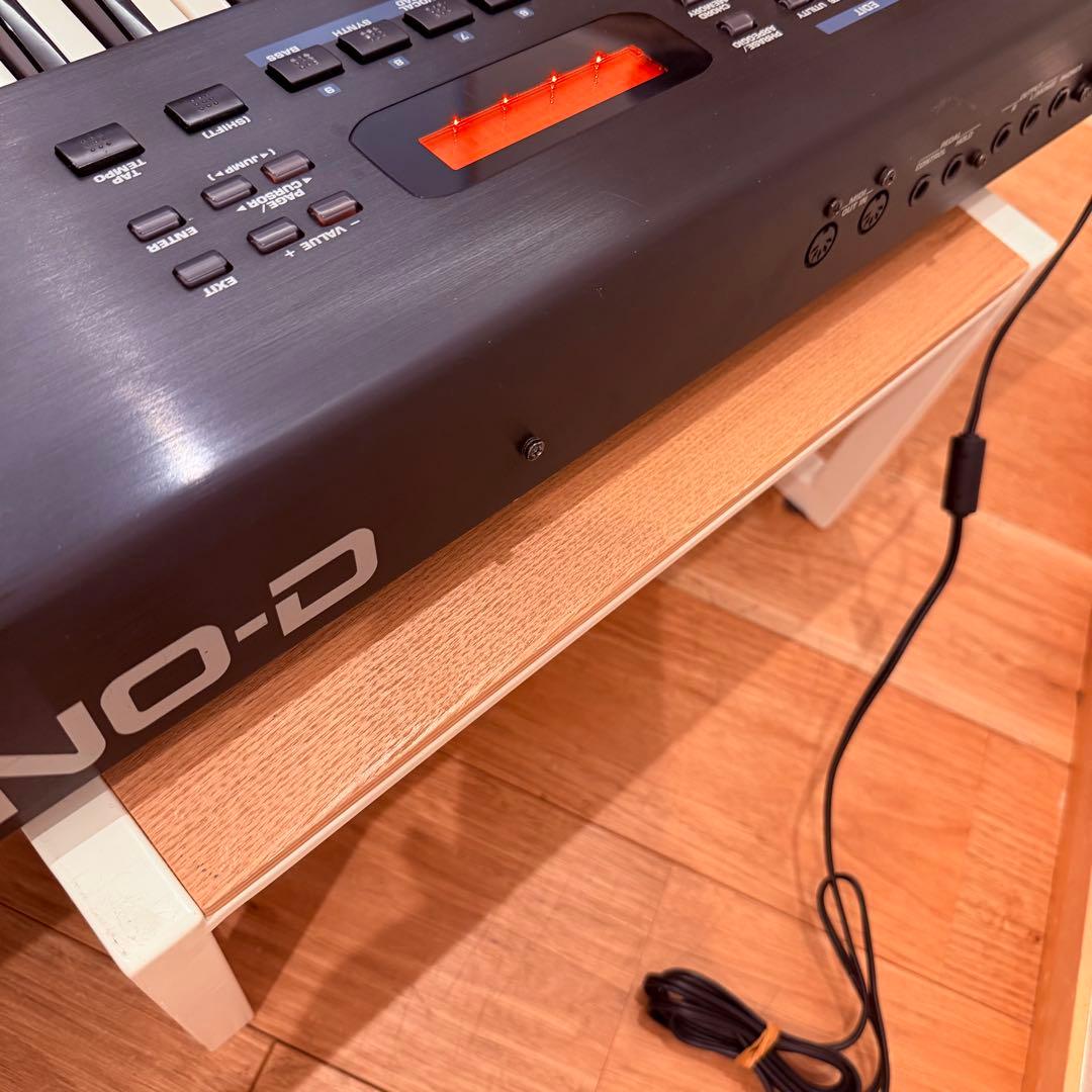 良品 ROLAND JUNO-D リミテッドエディション シンセサイザー