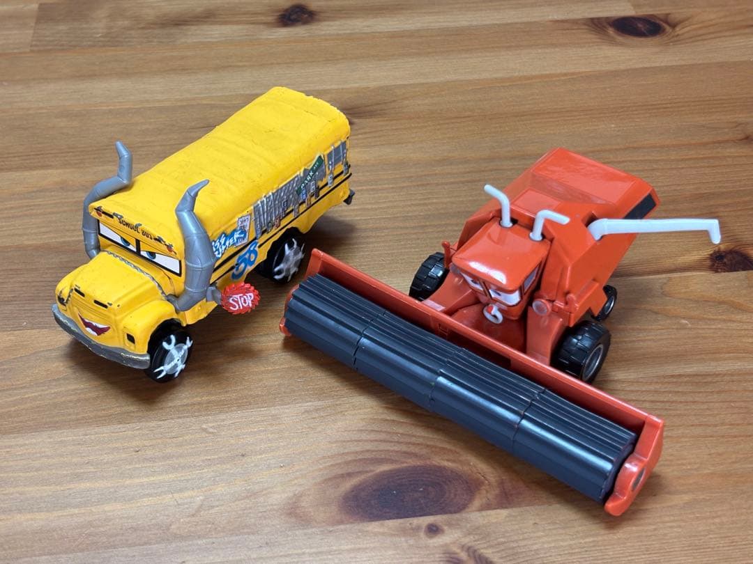 シ*ト様 カーズ　トミカ　マテル　Disneystore セット