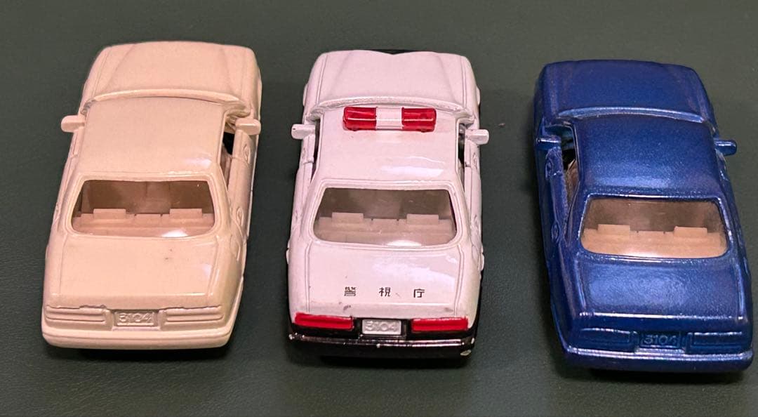 トミカ ニッサン シーマ 3台セット