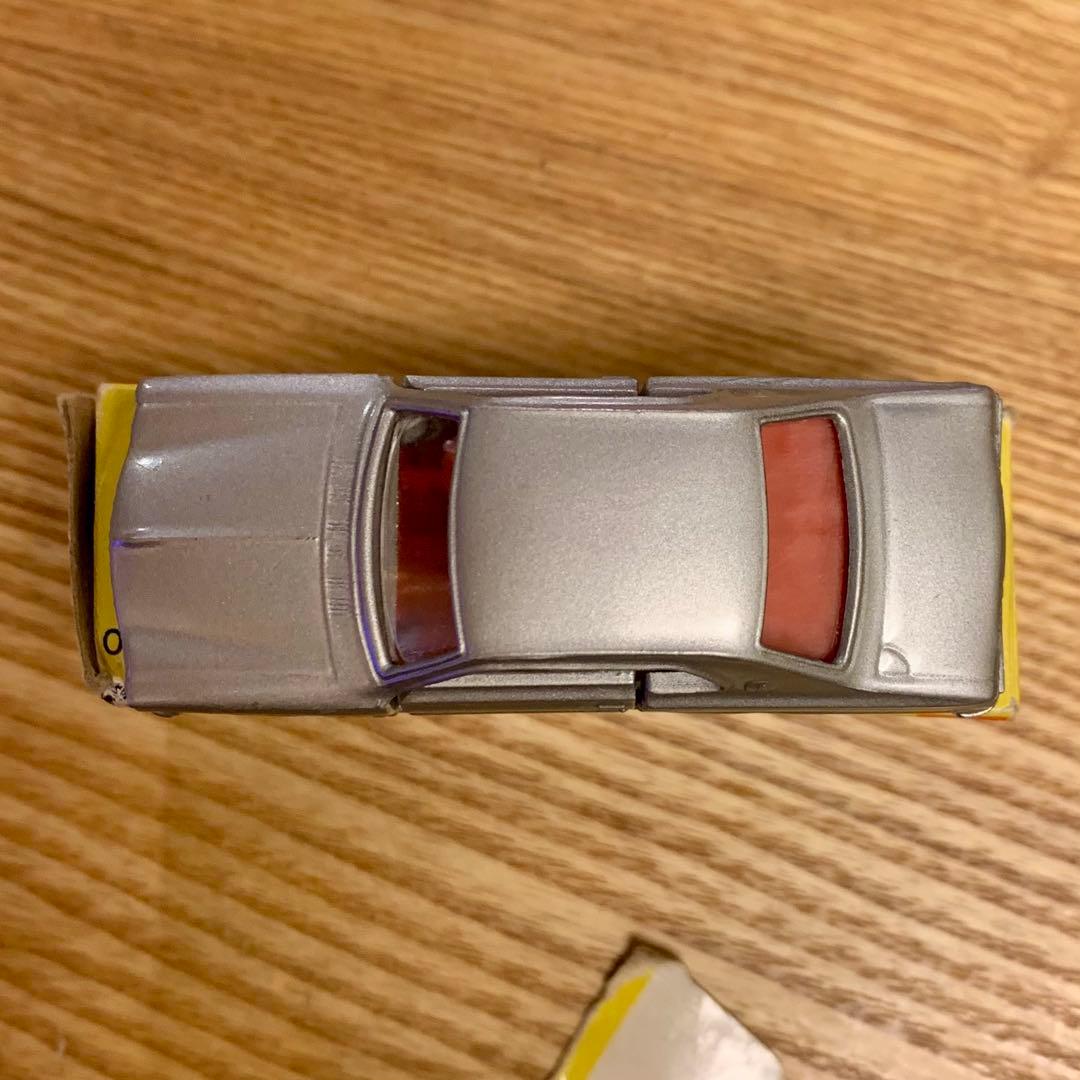 トミカ スカイライン2000GT ハコスカ 黒箱 ちょっと待ってね ♪