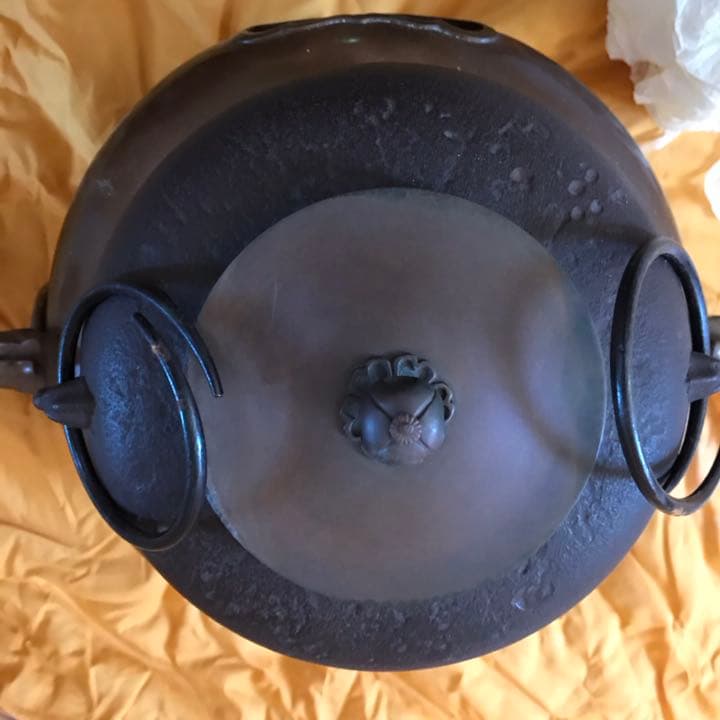 茶道具　　鬼面風炉釜唐銅