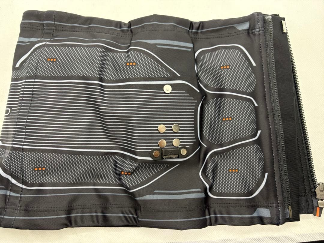 【年末感謝セール】【新品同様】SIXPAD パワースーツ コアベルト S