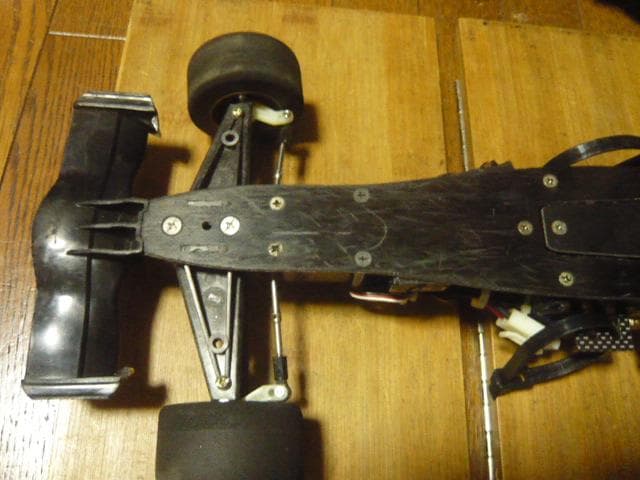 タミヤ　電動RC F104 シャーシ　中古　並品　＆　フロントタイヤ2組