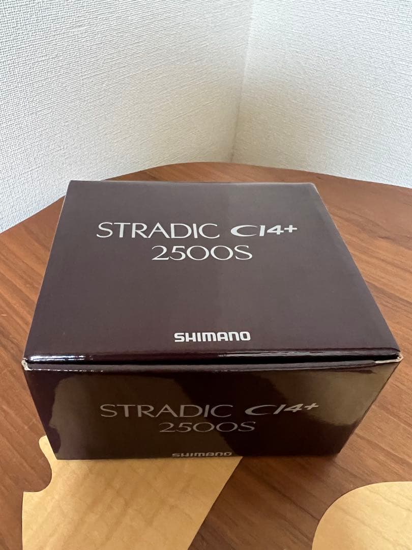 リール SHIMANO STRADIC CI4+ 2500S
