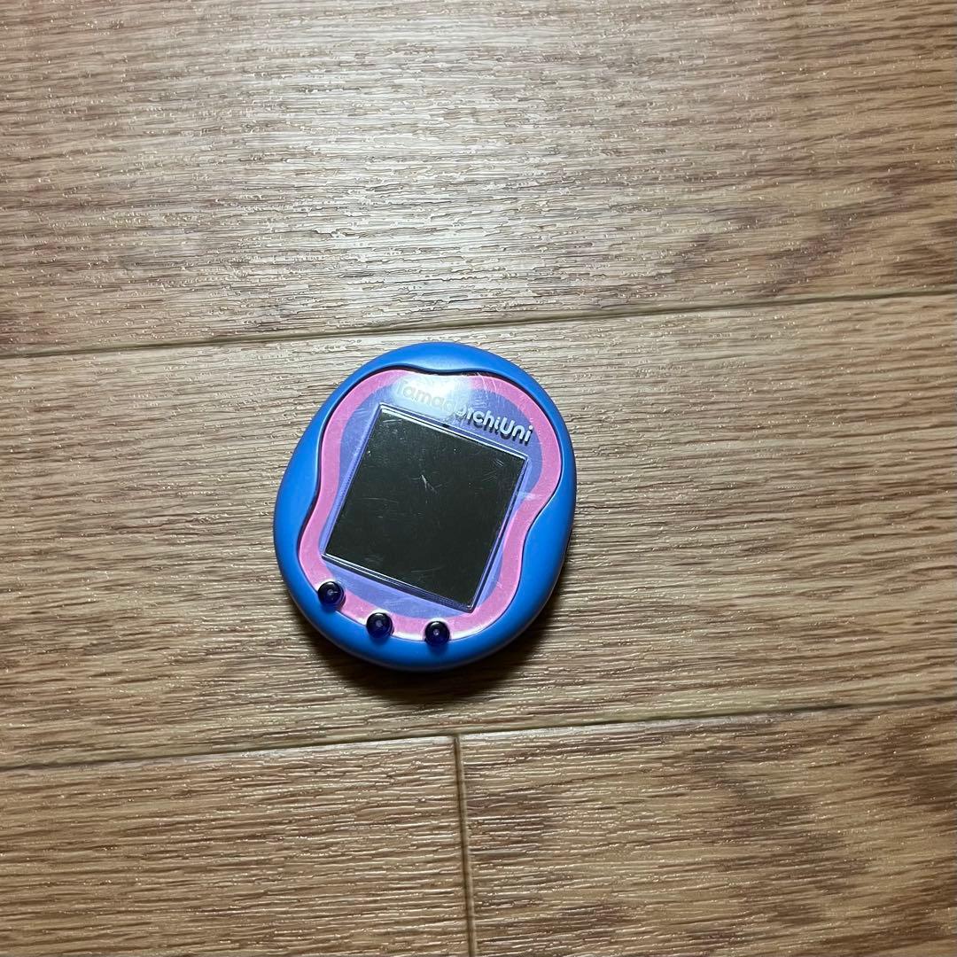Tamagotchi Uni 青