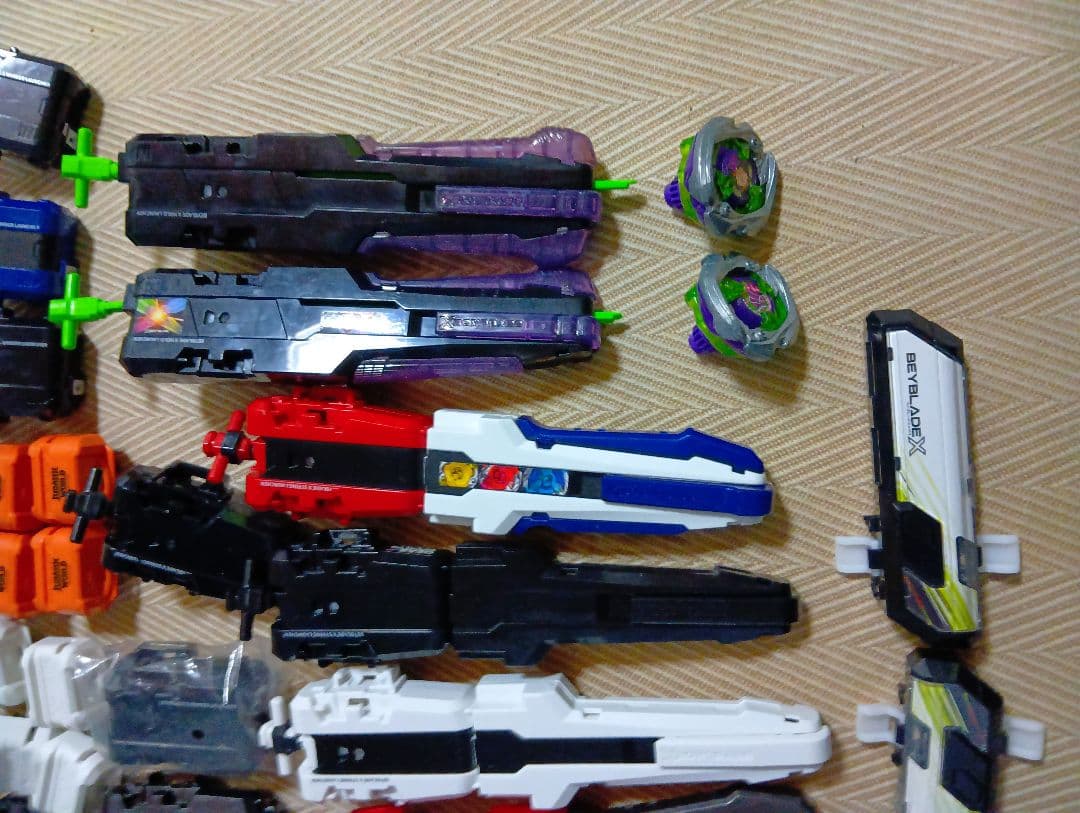 ベイブレードx　ランチャー　ストリングランチャー　サムライカリバー