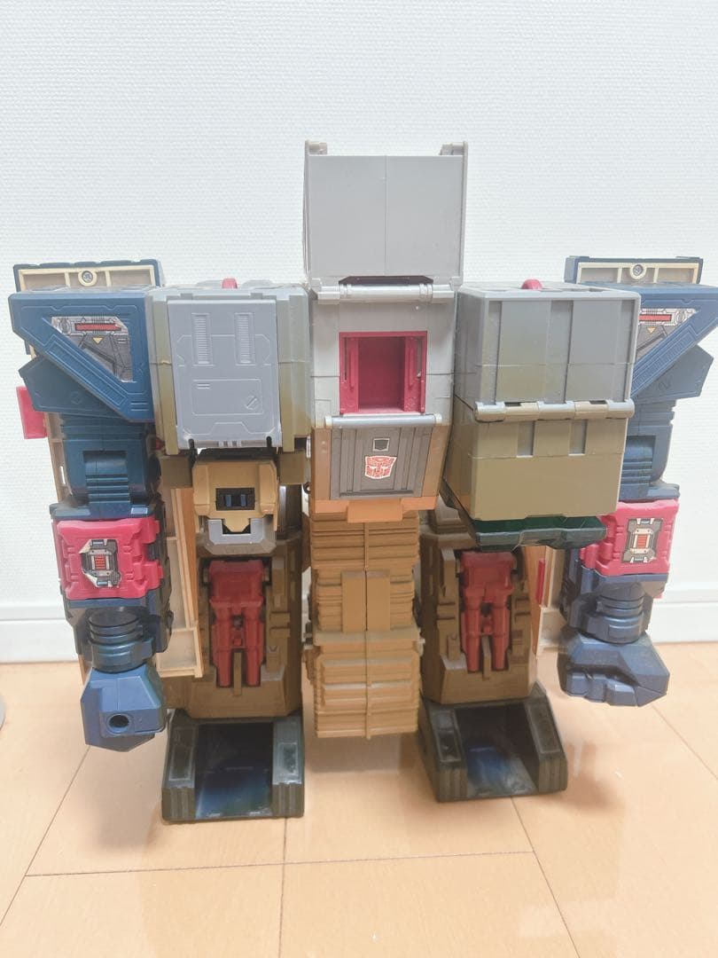 トランスフォーマー C-114