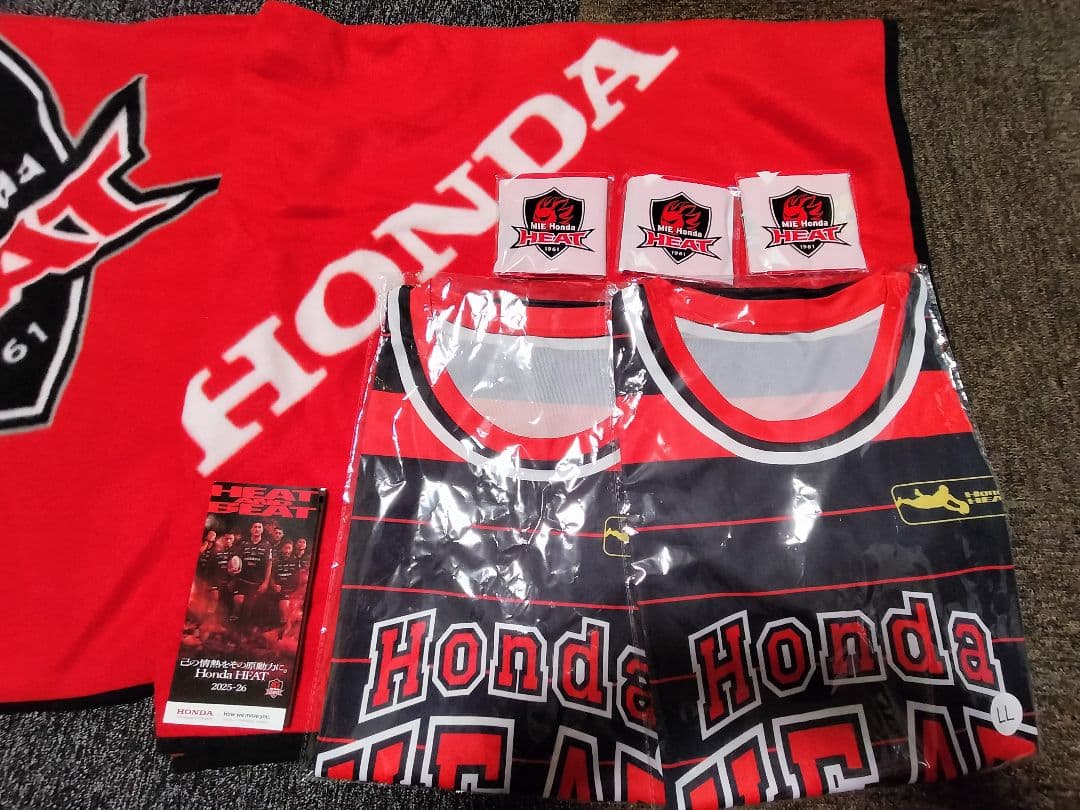 Honda HEATポンチョとバスケシャツ各2枚セット　おまけ付き！ホンダヒート
