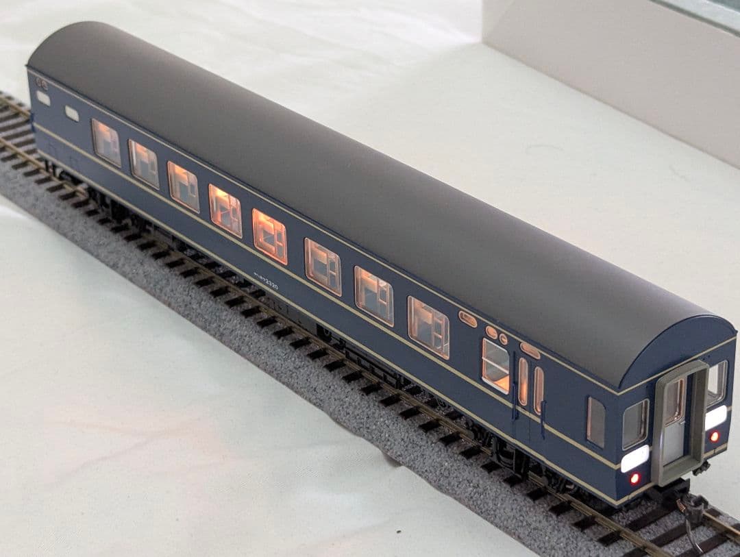 KATO　２０系特急形寝台客車 【3-504】 ４両基本セット　室内灯点灯