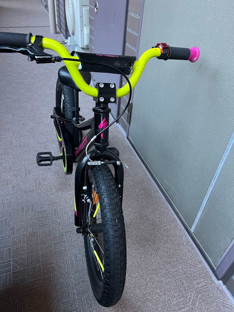 直接引き渡しのみSPECIALIZED RIP ROCK子供用16インチ