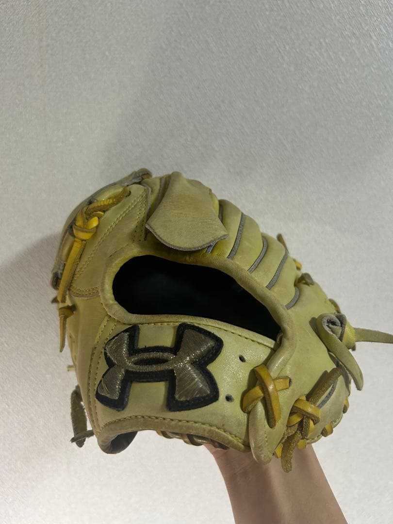 ユ*ウ様 アンダーアーマー 軟式ピッチャー用 左利き