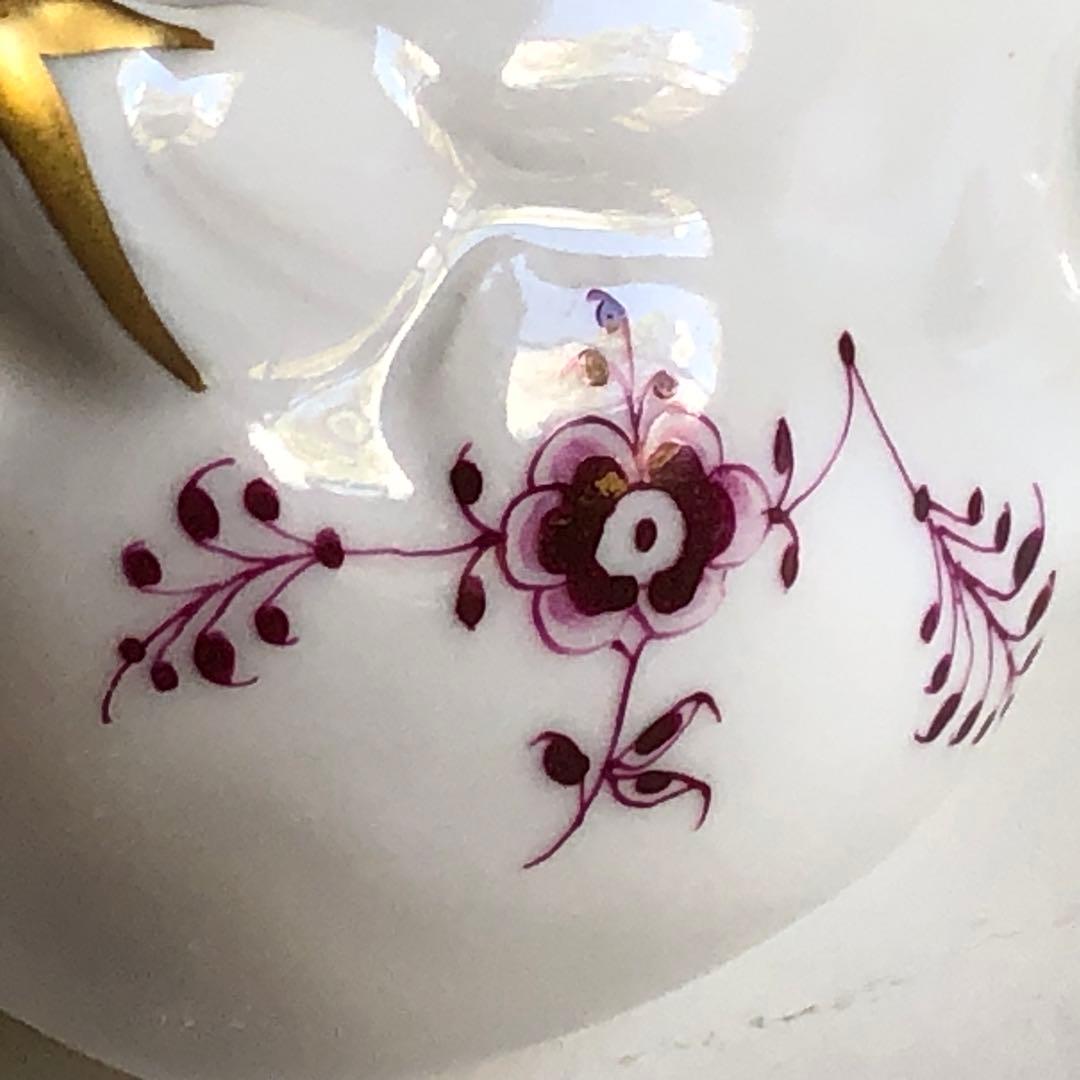 ロイヤルコペンハーゲン　バーガンディ　鳥のフィギュリン