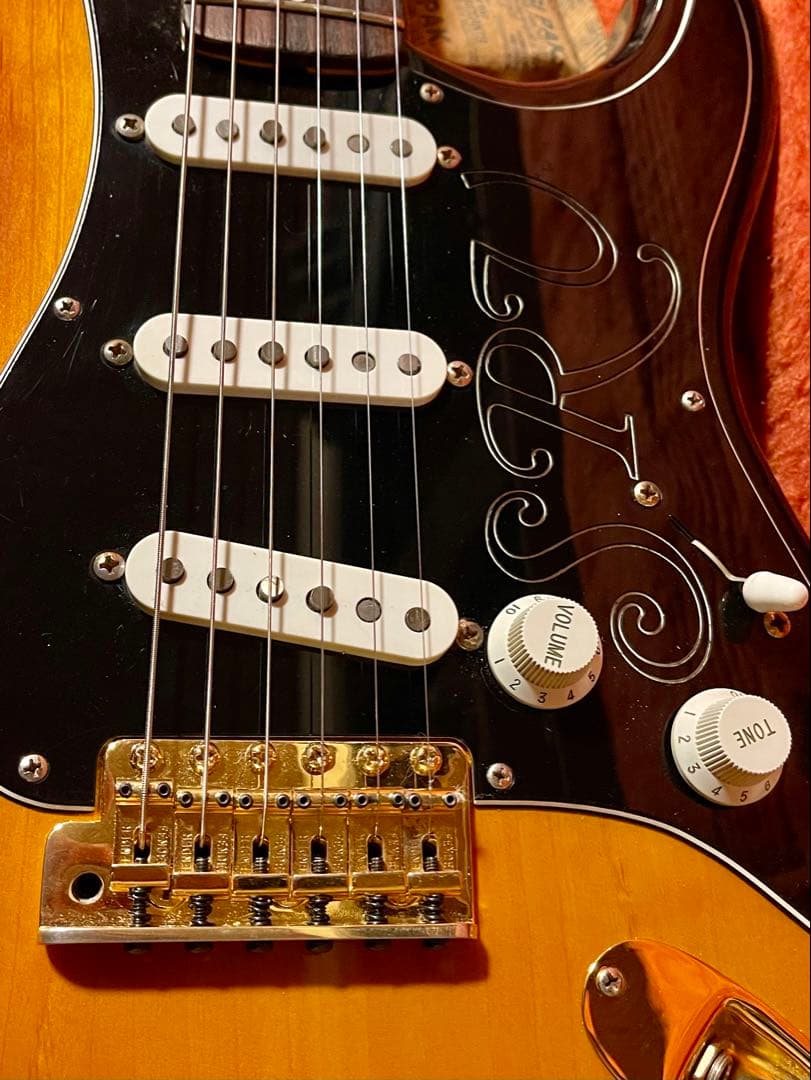 ギター Fender Stratocaster Stevie Ray Vaughan