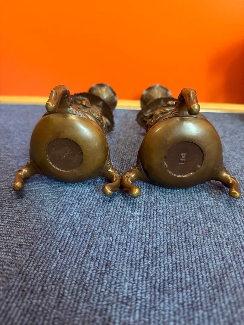 1904  春甫造　古銅　仏具 木瓜菖蒲型五具足　火立2客　花立2客　香炉1客