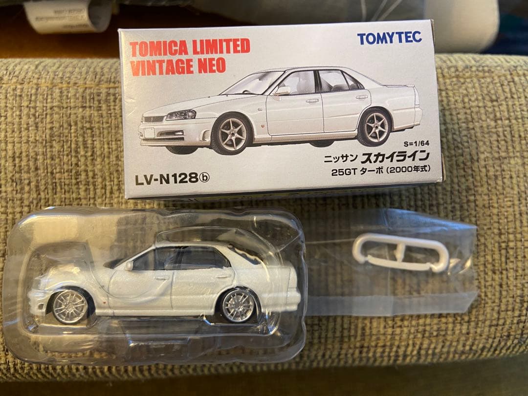 トミカリミテッドヴィンテージ lv-n128b&lv-n151c