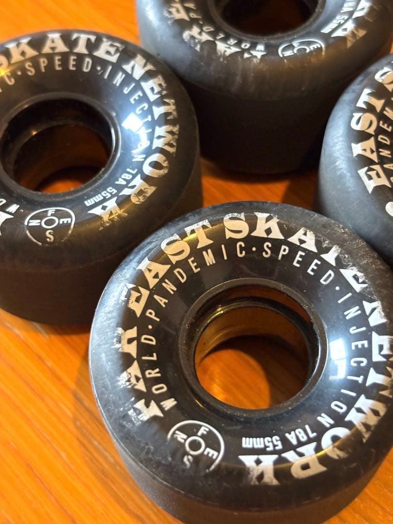 FESN ウィール 55mm 78A とBRONSON ベアリング　セット